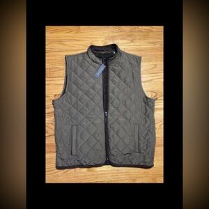 TAHARI Men's Chocolate Quilted Vest Men’s size XL NEW!!